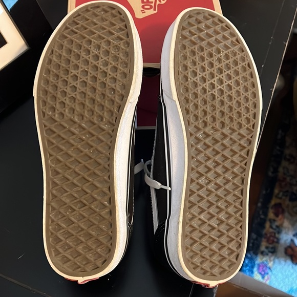 Vans Ward Low Sneakers, Men’s size 8.0 M - Picture 4 of 4